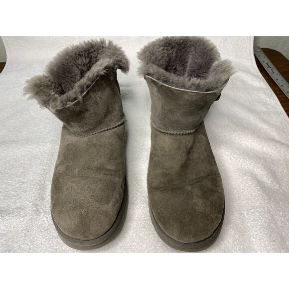UGG Classic Mini Bailey Button Boots Women's 9 Bling Gray Sheepskin Suede Fur - Picture 2 of 11